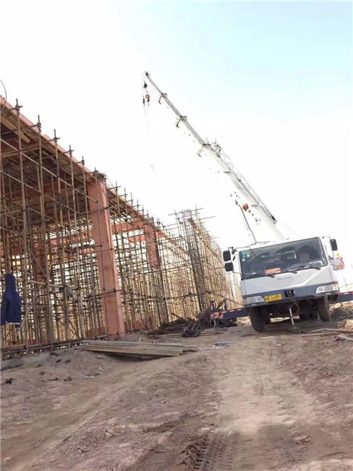 莱西市吊车作业的安全注意事项有哪些？